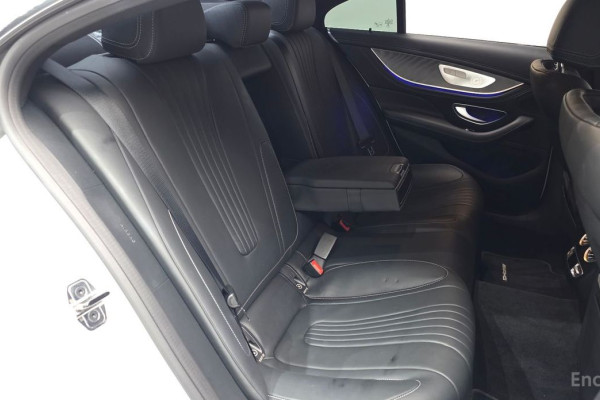 2022 Mercedes-Benz CLS с пробегом 70 259 км