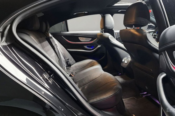 2022 Mercedes-Benz CLS с пробегом 84 574 км