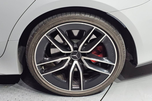 2022 Mercedes-Benz CLS с пробегом 29 919 км