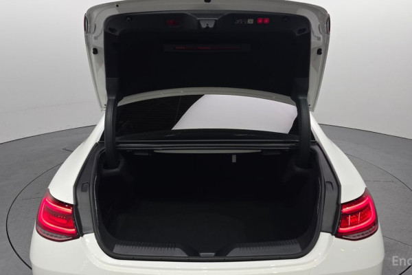 2023 Mercedes-Benz CLS с пробегом 17 324 км