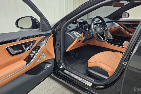2023 Mercedes-Benz S-Класс с пробегом 30 011 км
