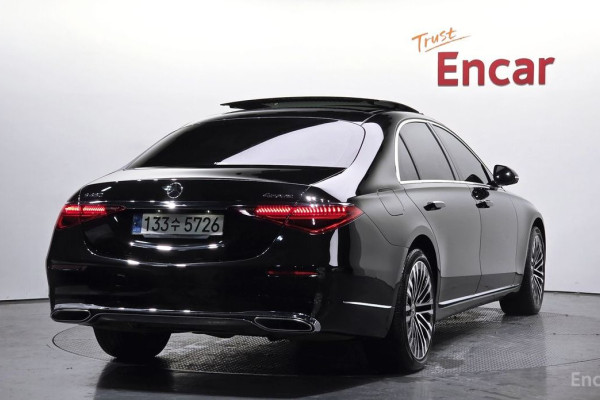 2022 Mercedes-Benz S-Класс с пробегом 56 255 км