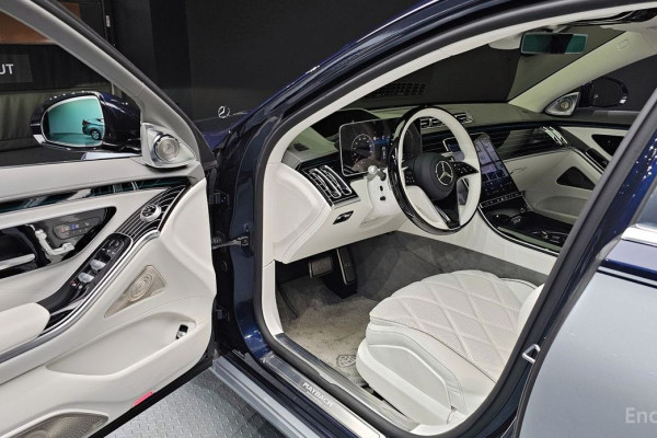 2022 Mercedes-Benz S-Класс с пробегом 18 537 км