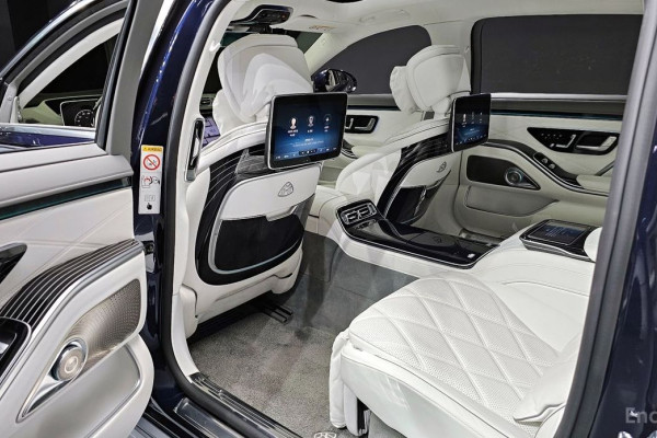 2022 Mercedes-Benz S-Класс с пробегом 18 537 км