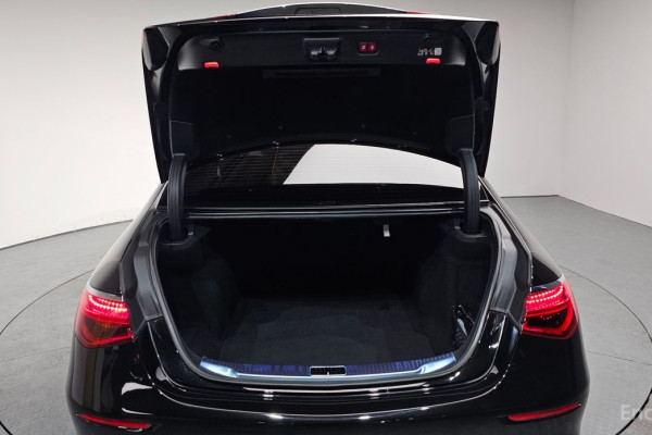 2023 Mercedes-Benz S-Класс с пробегом 67 593 км