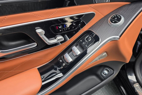 2022 Mercedes-Benz S-Класс с пробегом 56 255 км