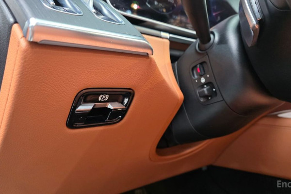 2022 Mercedes-Benz S-Класс с пробегом 56 255 км