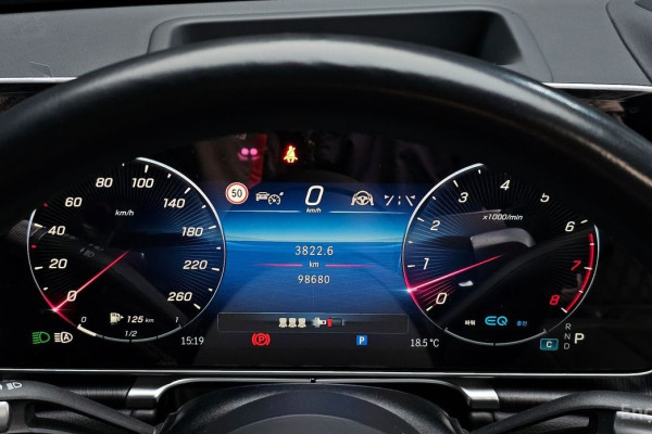 2022 Mercedes-Benz S-Класс с пробегом 98 680 км