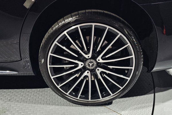 2023 Mercedes-Benz S-Класс с пробегом 27 159 км