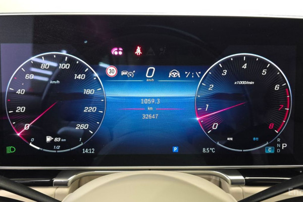 2023 Mercedes-Benz S-Класс с пробегом 32 647 км