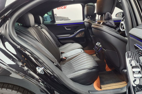2023 Mercedes-Benz S-Класс с пробегом 45 312 км