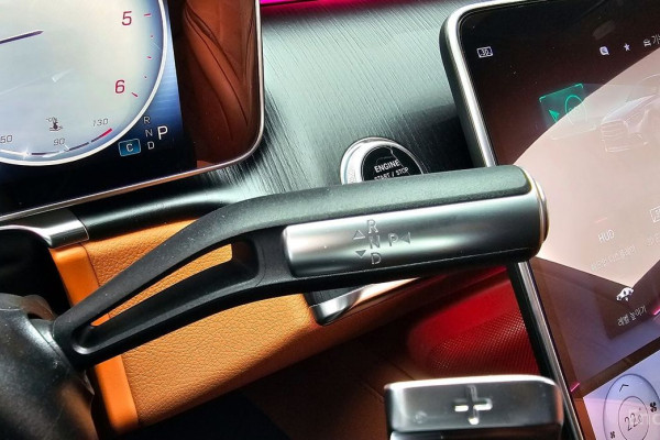 2022 Mercedes-Benz S-Класс с пробегом 24 450 км