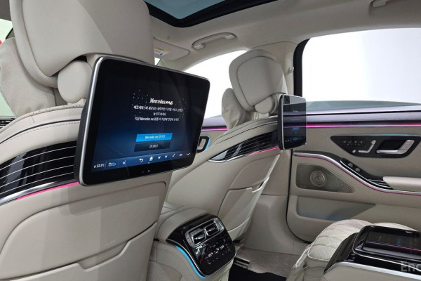 2023 Mercedes-Benz S-Класс с пробегом 32 647 км