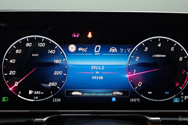 2023 Mercedes-Benz S-Класс с пробегом 49 148 км