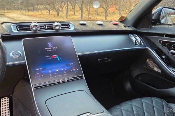 2023 Mercedes-Benz S-Класс с пробегом 14 000 км