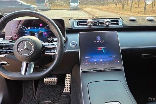 2023 Mercedes-Benz S-Класс с пробегом 14 000 км