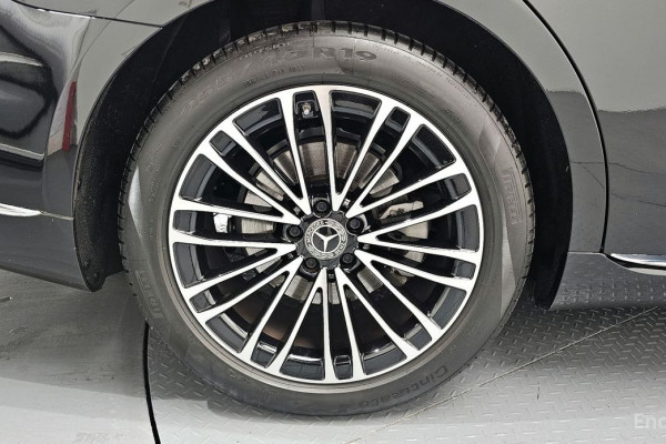 2022 Mercedes-Benz S-Класс с пробегом 19 241 км