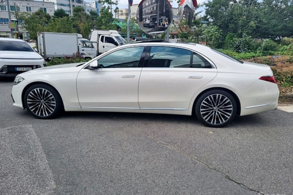 2023 Mercedes-Benz S-Класс с пробегом 22 000 км