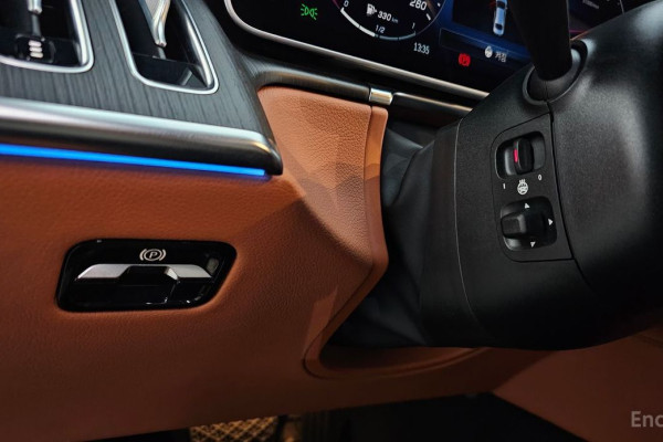 2023 Mercedes-Benz S-Класс с пробегом 49 148 км