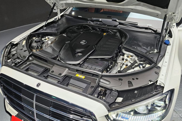 2022 Mercedes-Benz S-Класс с пробегом 31 613 км
