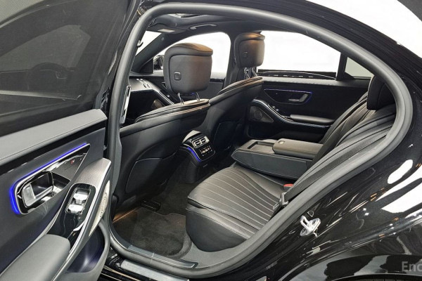 2022 Mercedes-Benz S-Класс с пробегом 19 241 км