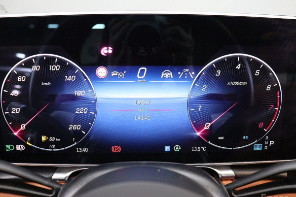 2023 Mercedes-Benz S-Класс с пробегом 14 145 км