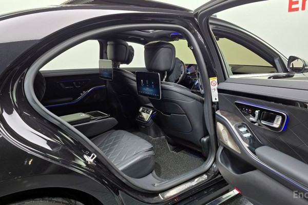 2023 Mercedes-Benz S-Класс с пробегом 79 003 км