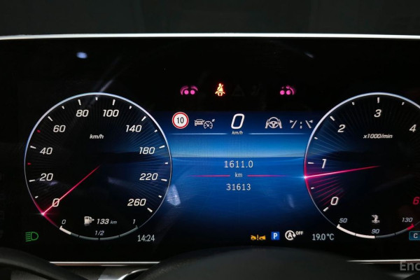 2022 Mercedes-Benz S-Класс с пробегом 31 613 км