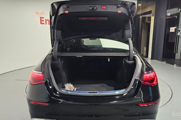 2022 Mercedes-Benz S-Класс с пробегом 22 432 км