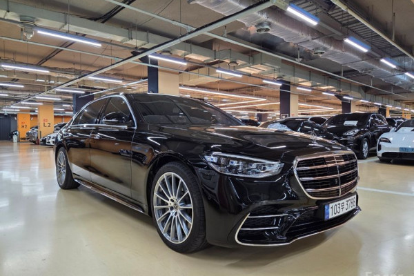 2022 Mercedes-Benz S-Класс с пробегом 60 300 км