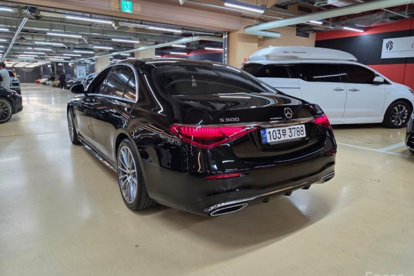 2022 Mercedes-Benz S-Класс с пробегом 60 300 км