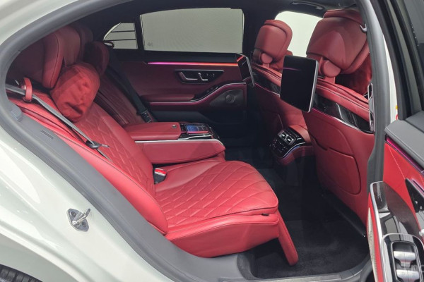 2022 Mercedes-Benz S-Класс с пробегом 57 886 км