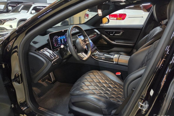 2022 Mercedes-Benz S-Класс с пробегом 60 300 км