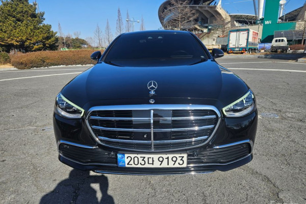 2022 Mercedes-Benz S-Класс с пробегом 21 927 км