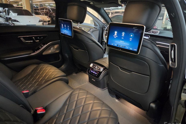 2022 Mercedes-Benz S-Класс с пробегом 60 300 км