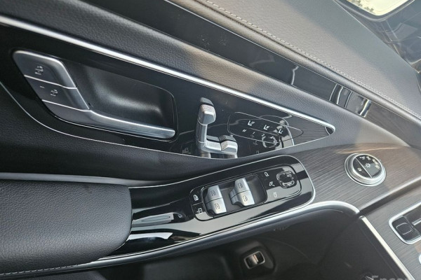 2022 Mercedes-Benz S-Класс с пробегом 21 927 км