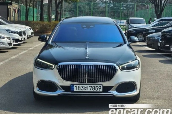 2022 Mercedes-Benz S-Класс с пробегом 72 500 км