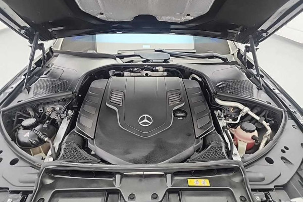 2022 Mercedes-Benz S-Класс с пробегом 132 214 км
