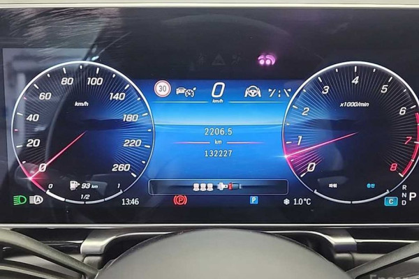 2022 Mercedes-Benz S-Класс с пробегом 132 214 км