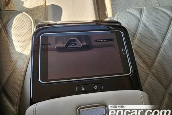 2022 Mercedes-Benz S-Класс с пробегом 72 500 км