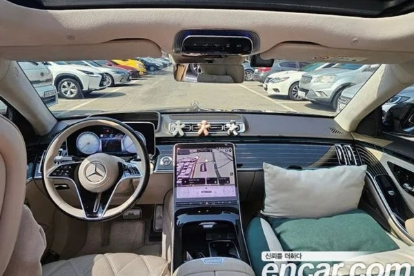 2022 Mercedes-Benz S-Класс с пробегом 72 500 км