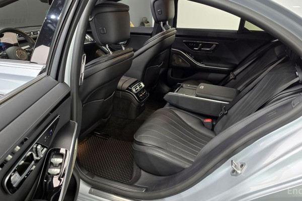 2022 Mercedes-Benz S-Класс с пробегом 30 997 км