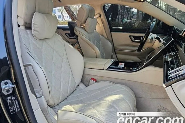 2022 Mercedes-Benz S-Класс с пробегом 72 500 км