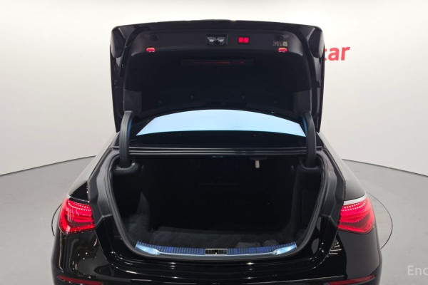 2022 Mercedes-Benz S-Класс с пробегом 17 075 км