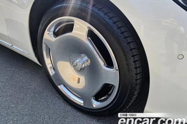 2022 Mercedes-Benz S-Класс с пробегом 72 500 км