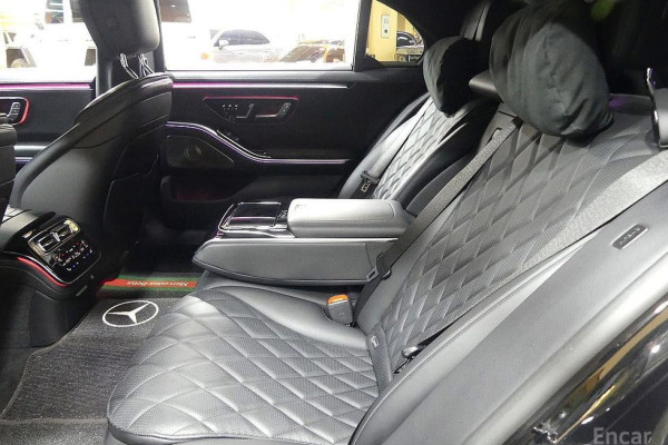 2023 Mercedes-Benz S-Класс с пробегом 93 100 км