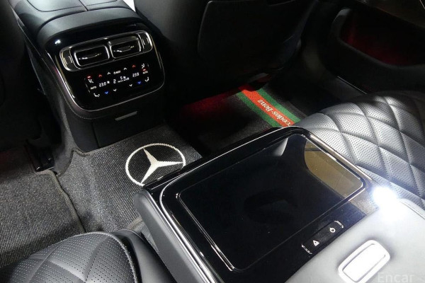 2023 Mercedes-Benz S-Класс с пробегом 93 100 км