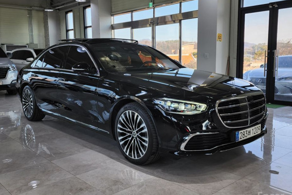 2023 Mercedes-Benz S-Класс с пробегом 90 635 км