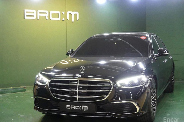 2023 Mercedes-Benz S-Класс с пробегом 93 100 км