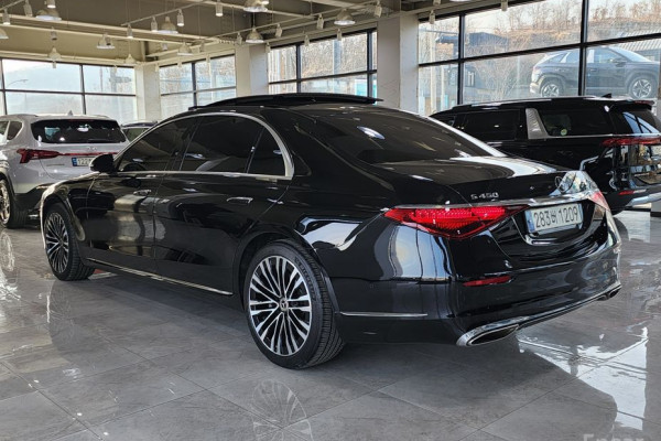 2023 Mercedes-Benz S-Класс с пробегом 90 635 км